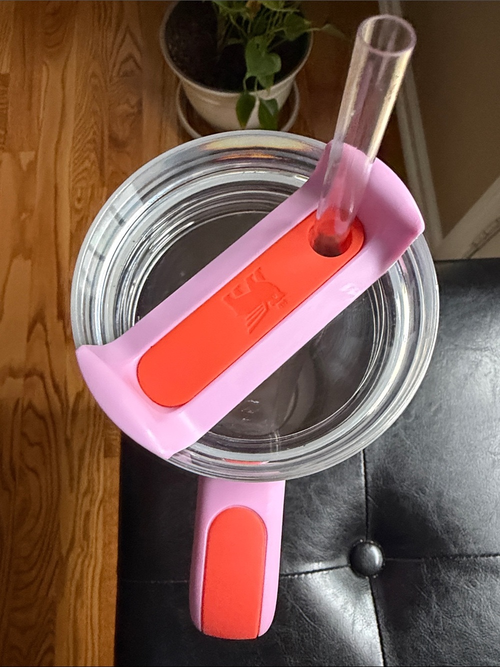 Stanley Pink Travel Tumbler with Handle and Clear Lid - Picture 4 of 6